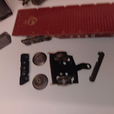 Marx 666 Die- Cast Steam Locomotive Engine Smoker Santa FE train & track set
