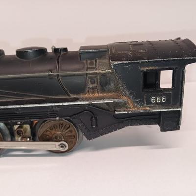 Marx 666 Die- Cast Steam Locomotive Engine Smoker Santa FE train & track set