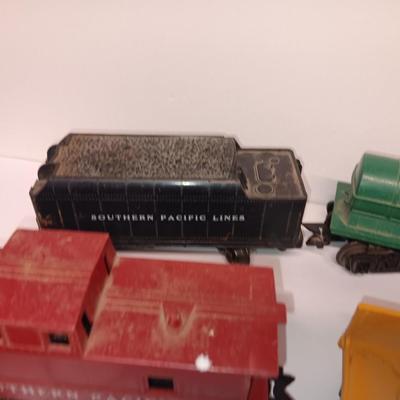 Marx 666 Die- Cast Steam Locomotive Engine Smoker Santa FE train & track set