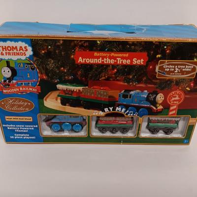 Thomas & Friends around-the-tree set Battery powered