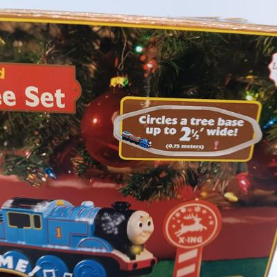 Thomas & Friends around-the-tree set Battery powered