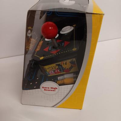 Retro Arcade Pac-Man TV Game - controller