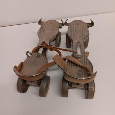 Kingston 612 Clipper Antique metal roller skates