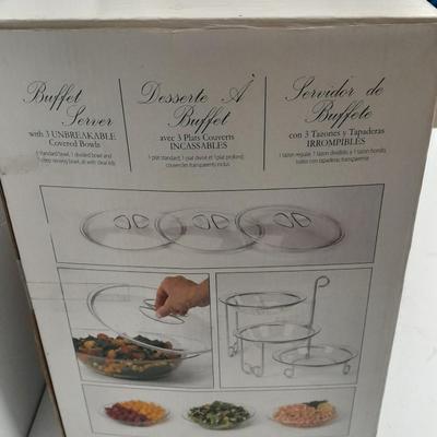 Creative ware Lightly used Orbit Buffest server with 3 unbreakable Polycarbonate bowls and lids