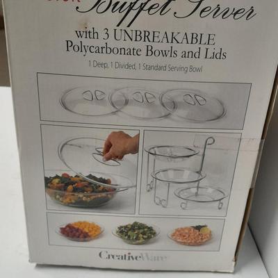 Creative ware Lightly used Orbit Buffest server with 3 unbreakable Polycarbonate bowls and lids