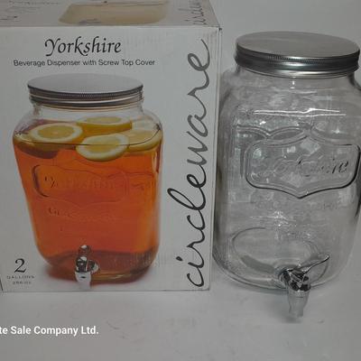 Circle ware Lightly used Yorkshire Beverage Despencer with screw top cover