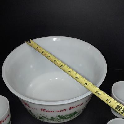 Antique vintage Tom & Jerry's punch bowl with 12 Tom & Jerry's Mugs