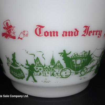 Antique vintage Tom & Jerry's punch bowl with 12 Tom & Jerry's Mugs