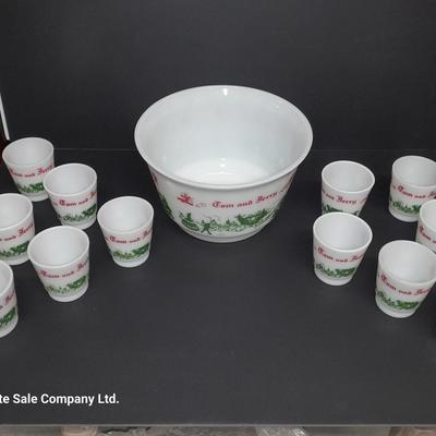 Antique vintage Tom & Jerry's punch bowl with 12 Tom & Jerry's Mugs