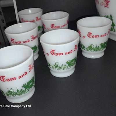Antique vintage Tom & Jerry's punch bowl with 12 Tom & Jerry's Mugs