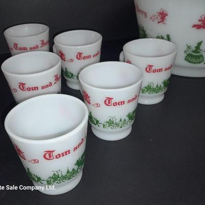 Antique vintage Tom & Jerry's punch bowl with 12 Tom & Jerry's Mugs