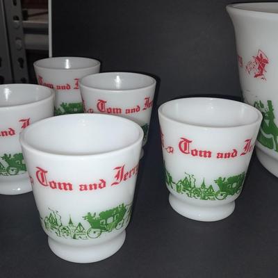 Antique vintage Tom & Jerry's punch bowl with 12 Tom & Jerry's Mugs