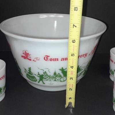 Antique vintage Tom & Jerry's punch bowl with 12 Tom & Jerry's Mugs