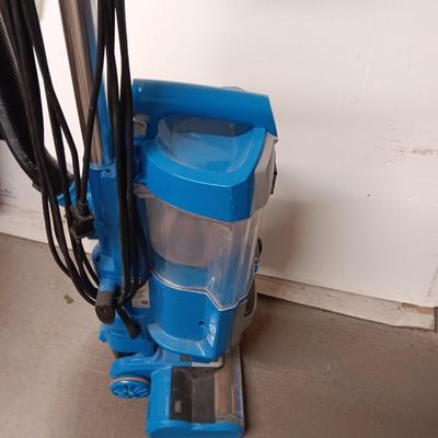 Shark bagless vacuum cleaner with Great value sweeper Wet & Dry
