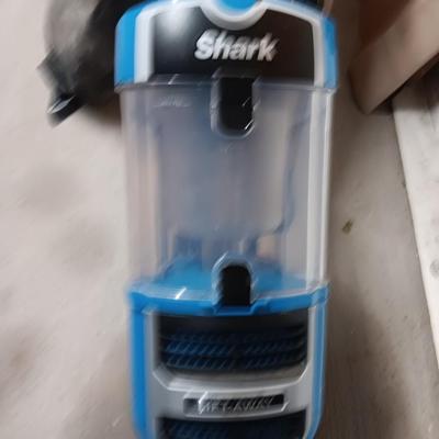 Shark bagless vacuum cleaner with Great value sweeper Wet & Dry