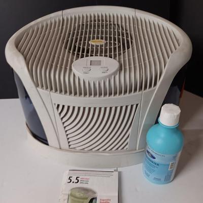 Essick Air Products Evaporative Humidifier with Humidifier cleaner