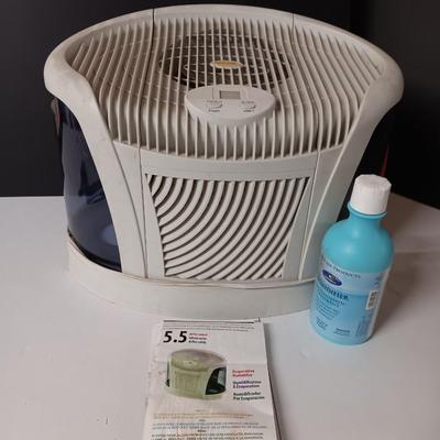 Essick Air Products Evaporative Humidifier with Humidifier cleaner