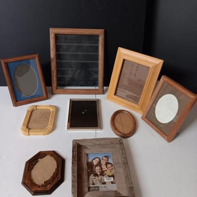 Small decorative picture frames