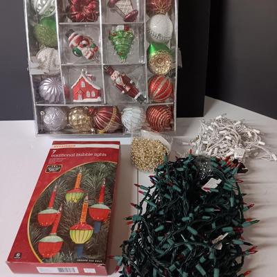 Neat Christmas Ornaments - Bubble Lights - and Christmas lights