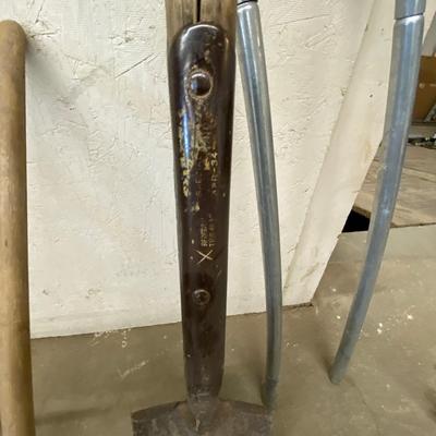 Garden Arch, Spading Fork, Little Hoe &Shovel and a Hole Digger!