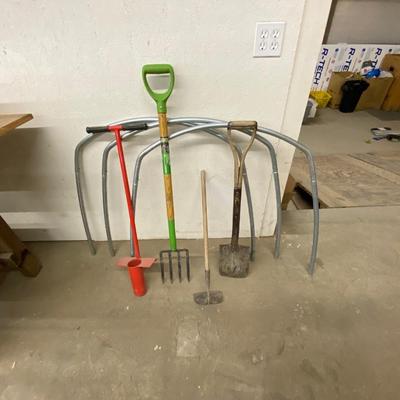 Garden Arch, Spading Fork, Little Hoe &Shovel and a Hole Digger!