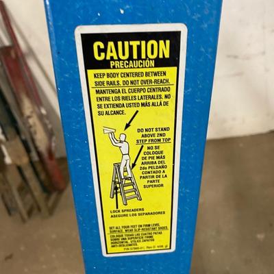 WERNER 6ft Fiberglass Ladder