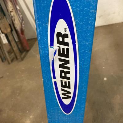 WERNER 6ft Fiberglass Ladder