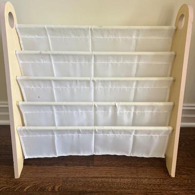 Wildkin Children’s Book Folder Shelves