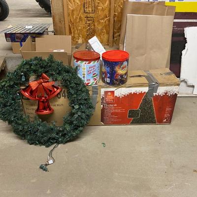 7.5ft Artificial Christmas Tree, Wreath and Tins