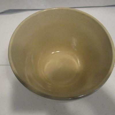 7" 1 1/2 qt Robinson Ransbottom Roseville Mixing Bowl