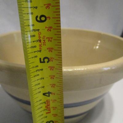 8" 2 qt Robinson Ransbottom Roseville Mixing Bowl