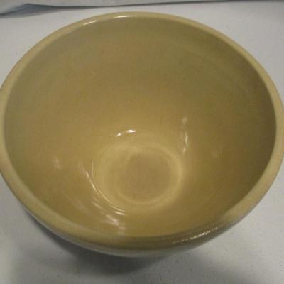 8" 2 qt Robinson Ransbottom Roseville Mixing Bowl