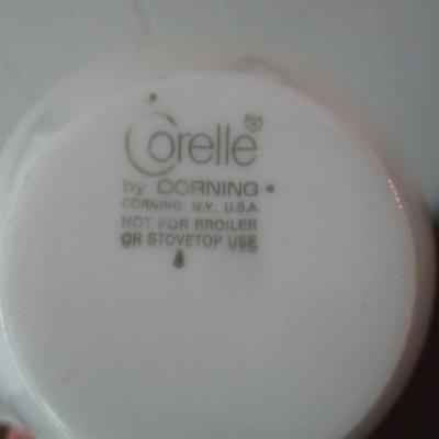 8 Corelle Cups & 8 Saucers