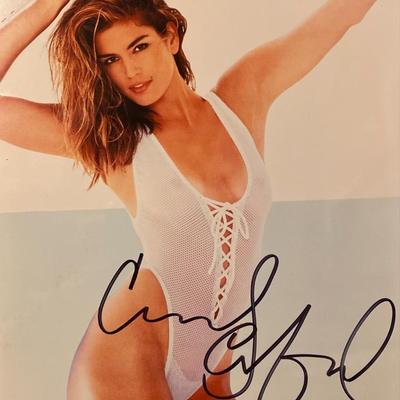 Cindy Crawford signed photo