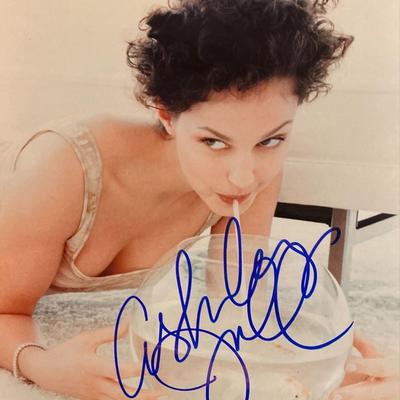 Ashley Judd signed photo