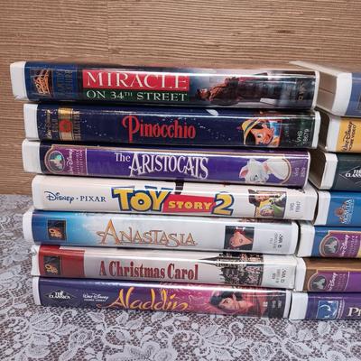 CHILDREN'S DISNEY AND OTHER MOVIES ON VHS