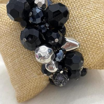Black glass Bead stretchy bracelet