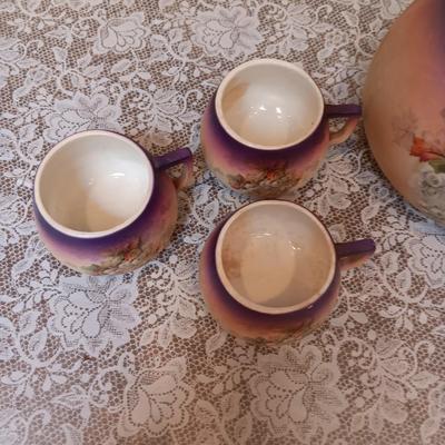 VINTAGE HANDPAINTED PORCELAIN TEAPOT AND CUPS