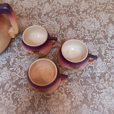 VINTAGE HANDPAINTED PORCELAIN TEAPOT AND CUPS