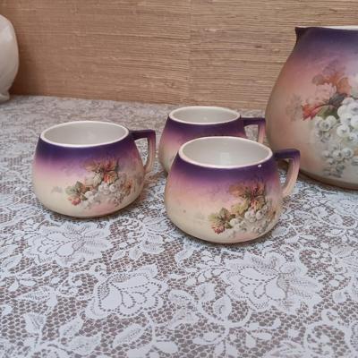 VINTAGE HANDPAINTED PORCELAIN TEAPOT AND CUPS