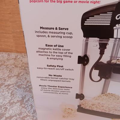 WEST BEND STIRRING THEATER POPCORN MACHINE