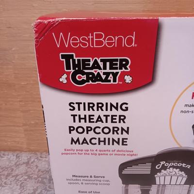 WEST BEND STIRRING THEATER POPCORN MACHINE