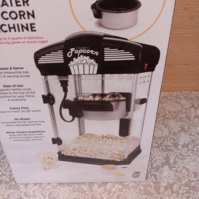 WEST BEND STIRRING THEATER POPCORN MACHINE