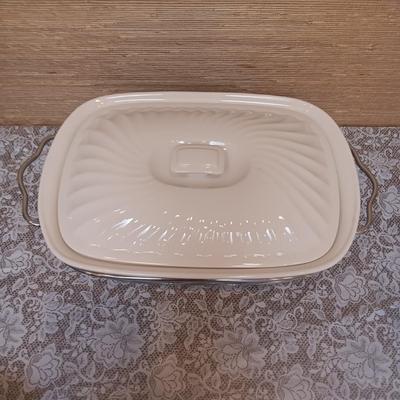 VARIOUS BAKING DISHES