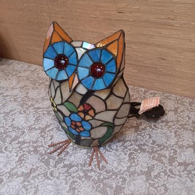 STAINED GLASS OWL LAMP