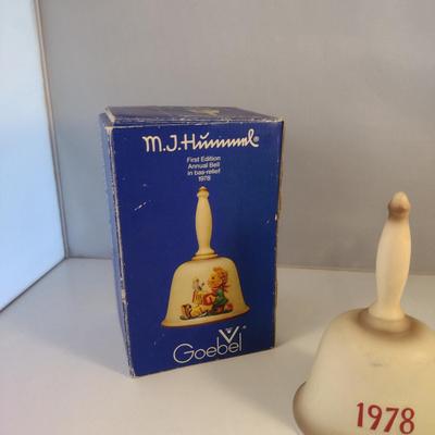 Vintage 1978 Goebel Hummel Porcelain Bell