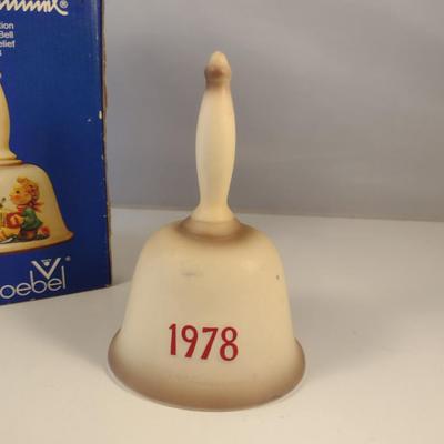 Vintage 1978 Goebel Hummel Porcelain Bell