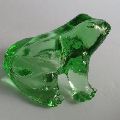Older Mosser Glass Frog, Light Green