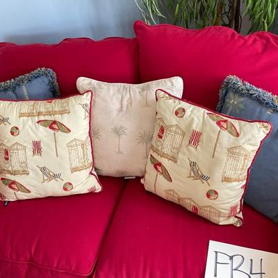 FR4-Red Loveseat with 5 Pillows