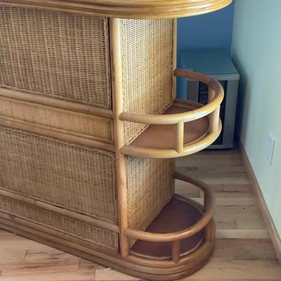 FR7-INCREDIBLE CANE/RATTAN BAR WITH 2 STOOLS